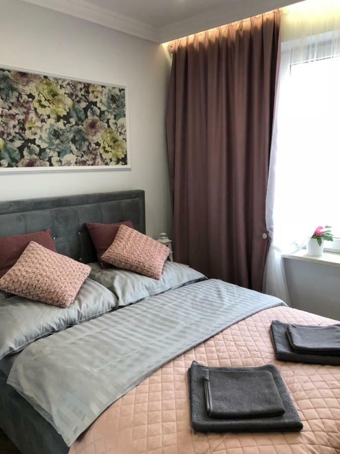Family & Business Sauna Apartments Paderewskiego Sienkiewicza No2 Centrum Downtown - 2 Bedroom With Private Sauna, Bath With Hydromassage, Parking Kielce Exteriér fotografie
